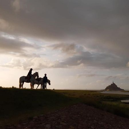 Gite Le Chausey Mont Saint Michel Pontorson Esterno foto